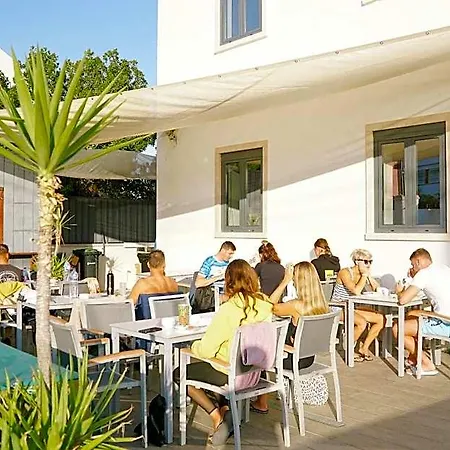 Caparica فندق ألمادا